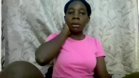 Snapshot of afronubians_ chatting on February 6, 4:42 am pink and josphen online show from February 6, 4:42 am