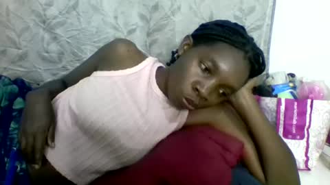 Snapshot of afronubians_ chatting on February 6, 2:37 pm pink and josphen online show from February 6, 2:37 pm