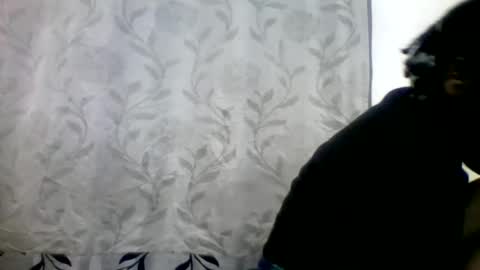 Snapshot of afronubians_ chatting on February 8, 4:14 pm pink and josphen online show from February 8, 4:14 pm