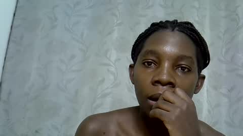 Snapshot of afronubians_ chatting on February 28, 4:31 pm pink and josphen online show from February 28, 4:31 pm