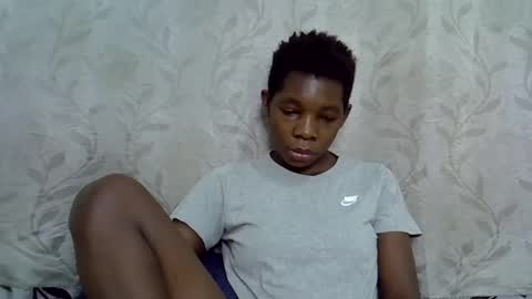 Snapshot of afronubians_ chatting on March 3, 5:20 am pink and josphen online show from March 3, 5:20 am