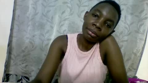 Snapshot of afronubians_ chatting on March 11, 7:58 am pink and josphen online show from March 11, 7:58 am