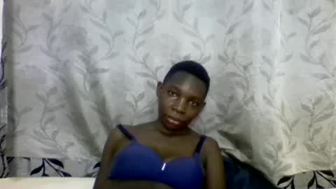 Snapshot of afronubians_ chatting on March 11, 11:23 am pink and josphen online show from March 11, 11:23 am