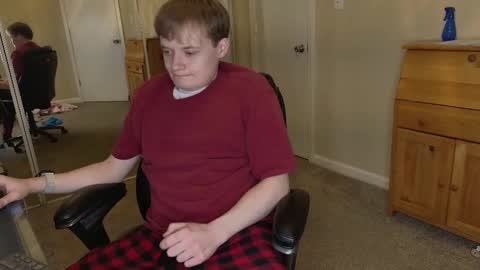 Snapshot of aftersmile88 chatting on March 7, 4:35 am TheAftersmile88 online show from March 7, 4:35 am