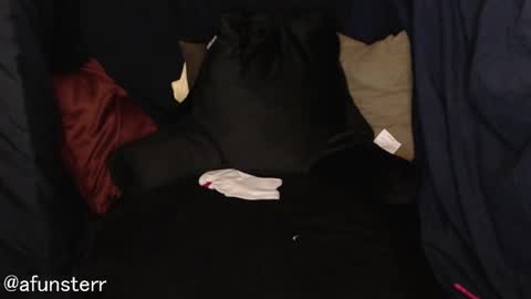 Snapshot of afunster chatting on January 29, 1:48 am afunsterr online show from January 29, 1:48 am