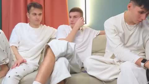 Mark online show from March 21, 6:11 pm