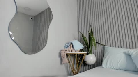 A G A T A  online show from March 5, 12:34 pm