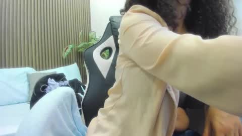 A G A T A  online show from March 18, 7:06 pm