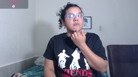 Snapshot of agata_c chatting on June 12, 1:26 am Agatha online show from June 12, 1:26 am