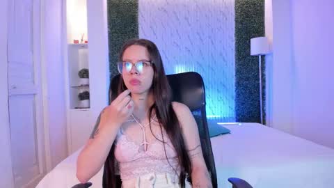 agata_evanss online show from December 15, 10:52 am