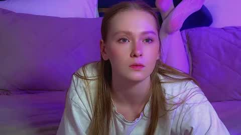 Snapshot of agatafoxley chatting on February 20, 6:41 pm AgataFoxley online show from February 20, 6:41 pm