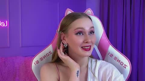 Snapshot of agatafoxley chatting on February 28, 6:42 pm AgataFoxley online show from February 28, 6:42 pm