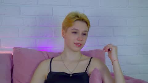 Snapshot of agatagate chatting on February 21, 4:57 am AgataGate online show from February 21, 4:57 am