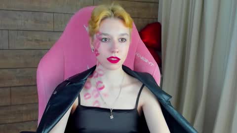 Snapshot of agatagate chatting on February 22, 4:24 am AgataGate online show from February 22, 4:24 am