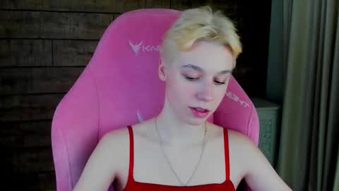 Snapshot of agatagate chatting on March 7, 4:31 am AgataGate online show from March 7, 4:31 am