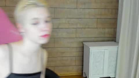 Snapshot of agatagate chatting on March 27, 3:23 am AgataGate online show from March 27, 3:23 am