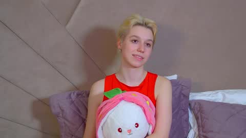 Snapshot of agatagate chatting on April 3, 3:37 am AgataGate online show from April 3, 3:37 am