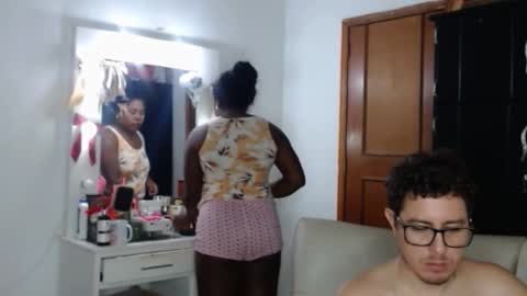 Snapshot of agatasexyxx chatting on February 16, 6:42 am independent model online show from February 16, 6:42 am