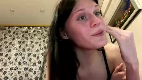 Snapshot of agatasweet_ chatting on May 13, 10:49 pm Agata online show from May 13, 10:49 pm