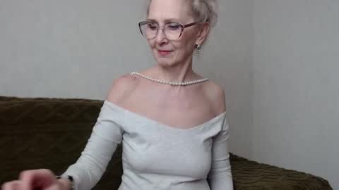 Agatha online show from February 12, 3:49 pm