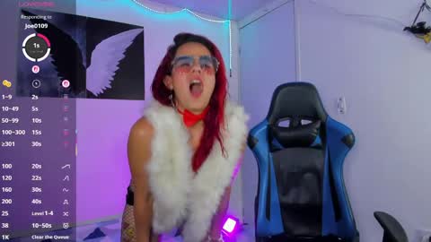 agatha_walter_ online show from May 12, 9:34 pm