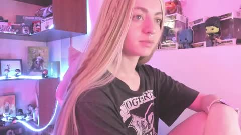 Camila     2 online show from January 9, 7:08 pm