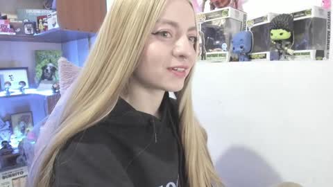 Camila     2 online show from January 15, 8:16 pm