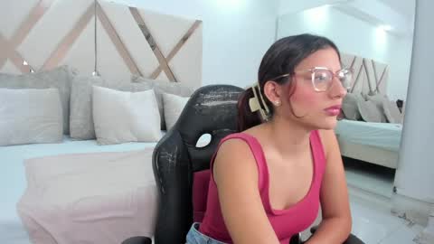 Agatha online show from April 28, 2:11 pm