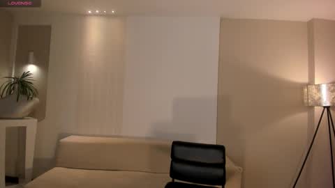 Agatha online show from January 18, 11:41 pm