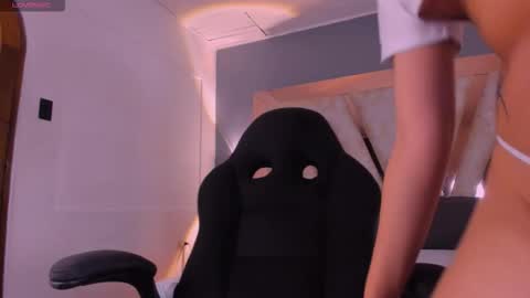 agathauwudoll online show from March 15, 4:29 am