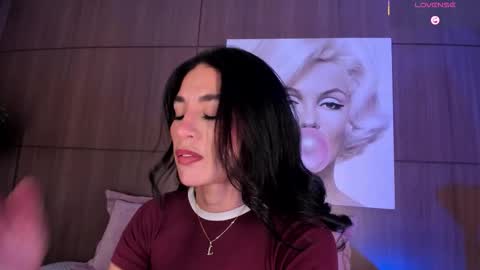    online show from March 14, 11:32 pm