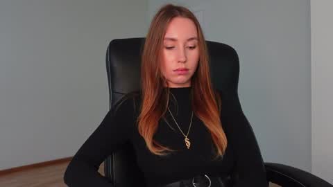 Agelina Lilly Laura online show from October 21, 2:07 pm