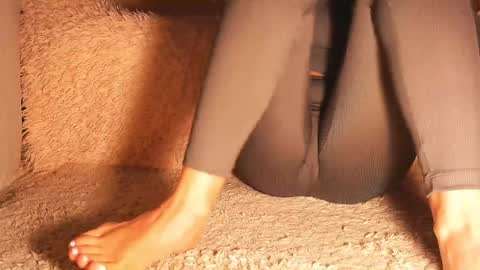 Snapshot of agent_pr0vocateur chatting on December 7, 3:30 pm Sasha online show from December 7, 3:30 pm