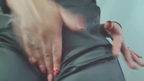 Aghata Moon online show from February 15, 9:15 pm