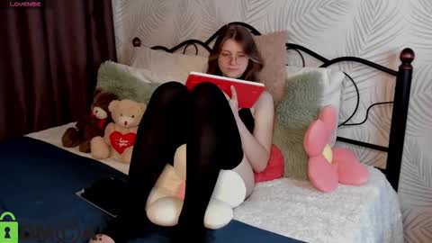 Snapshot of agnes_passero chatting on October 6, 5:21 pm Agnes online show from October 6, 5:21 pm