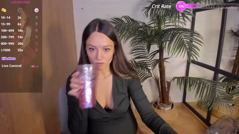 Agnes online show from December 14, 8:40 pm