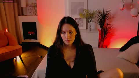 Agnes online show from October 1, 7:47 am