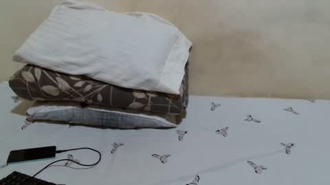 aguas online show from March 1, 10:12 pm