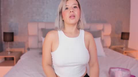 Ahmara  online show from December 22, 11:40 am