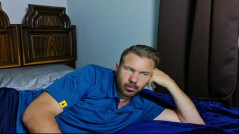 Snapshot of ahardman10 chatting on June 8, 2:50 pm Blue Eyed Handsome Man online show from June 8, 2:50 pm