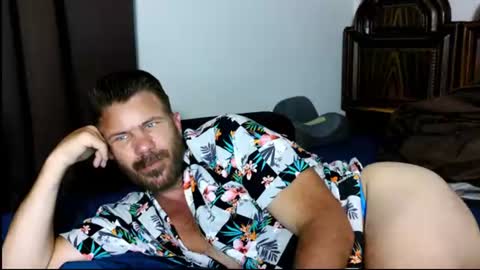 Snapshot of ahardman10 chatting on July 18, 10:02 pm Blue Eyed Handsome Man online show from July 18, 10:02 pm