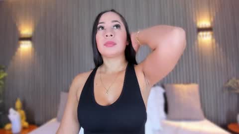 Snapshot of ahincale chatting on June 30, 11:44 am AHINOA online show from June 30, 11:44 am