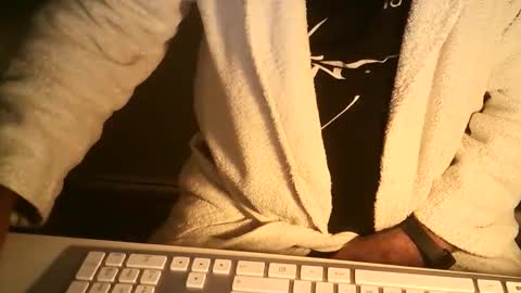 Ole online show from November 15, 11:21 pm