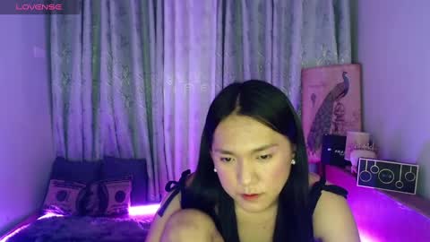 Snapshot of ahmrigrande chatting on February 22, 9:26 pm Ahmri online show from February 22, 9:26 pm