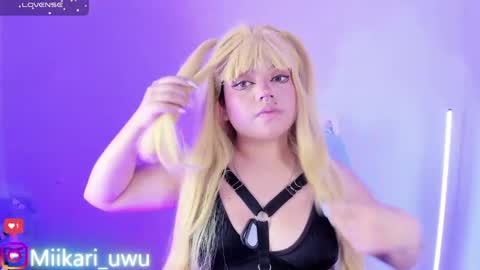 Ahri help me get to 100  online show from April 20, 4:04 am