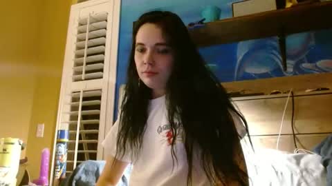 Kat online show from March 15, 7:14 am