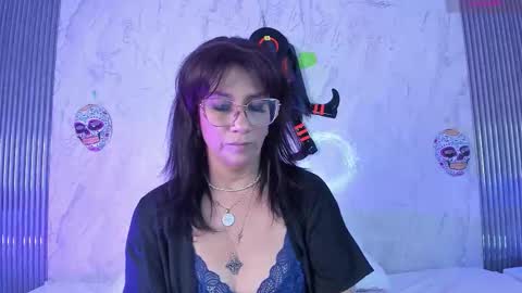 Ahytana online show from October 30, 6:15 am