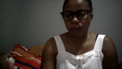 Aicha boobs online show from April 19, 3:33 pm