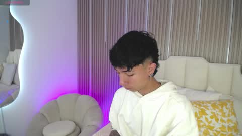 Aiden online show from February 26, 12:26 pm