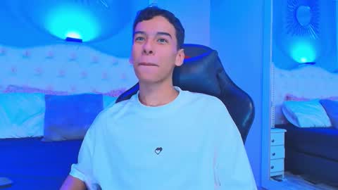 aiden_royce online show from September 28, 6:30 am